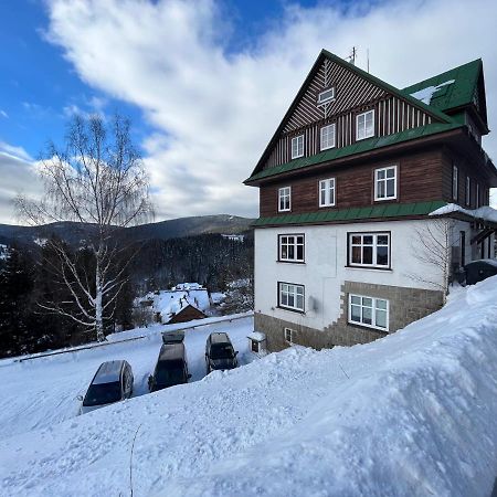 Astoria Inn Špindlerŭv Mlýn Exteriér fotografie